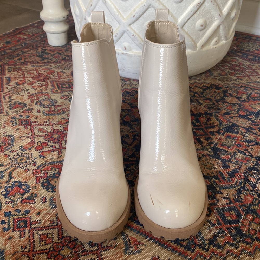 Bone Booties - Picture 2 of 7